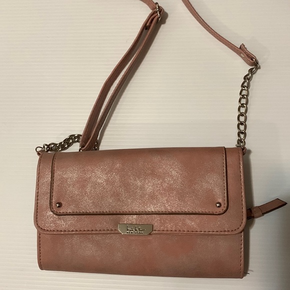 Nicole Miller Pink Clutch with Strap - Picture 1 of 9